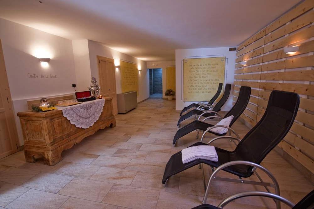 Hotel La Molinella Soraga Esterno foto