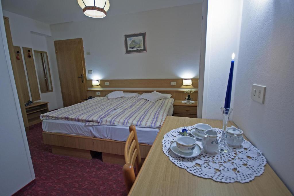 Hotel La Molinella Soraga Camera foto